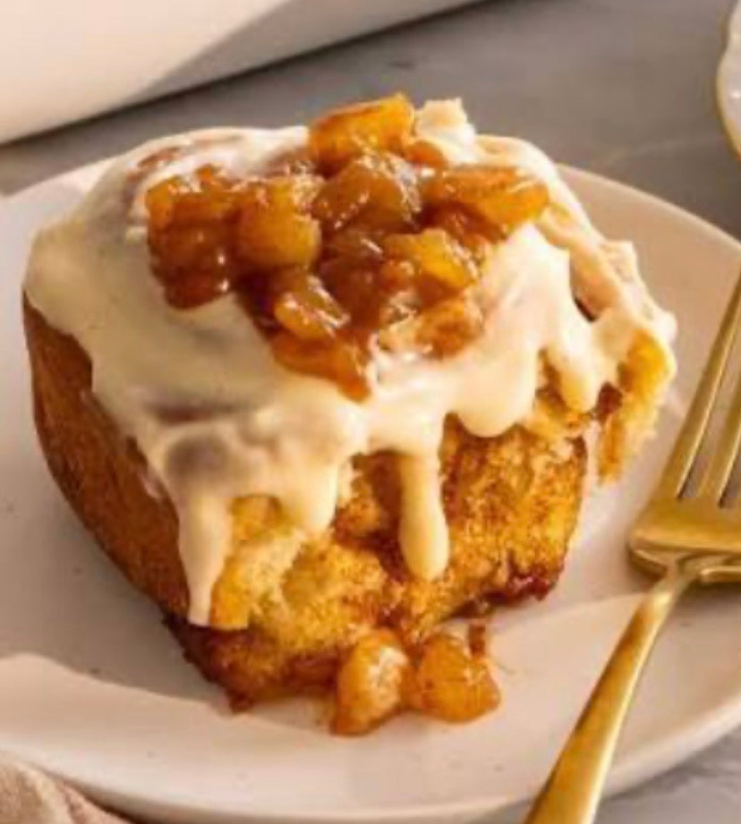 Apple Pie Cinnamon rolls pan of 4 (jumbo) (Copy)