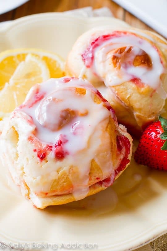 Strawberry Rolls-Single